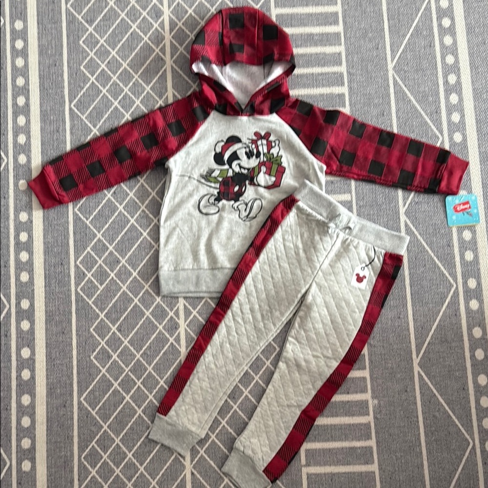 Disney Kids Matching Set with Mickey Mouse